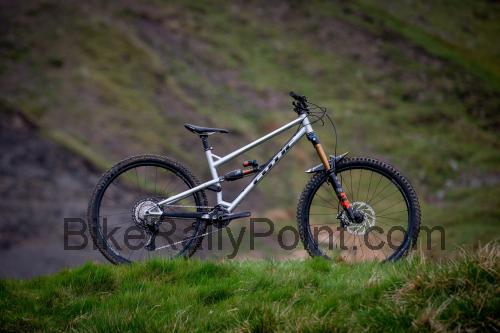 Cotic RocketMAX specs and reviews 